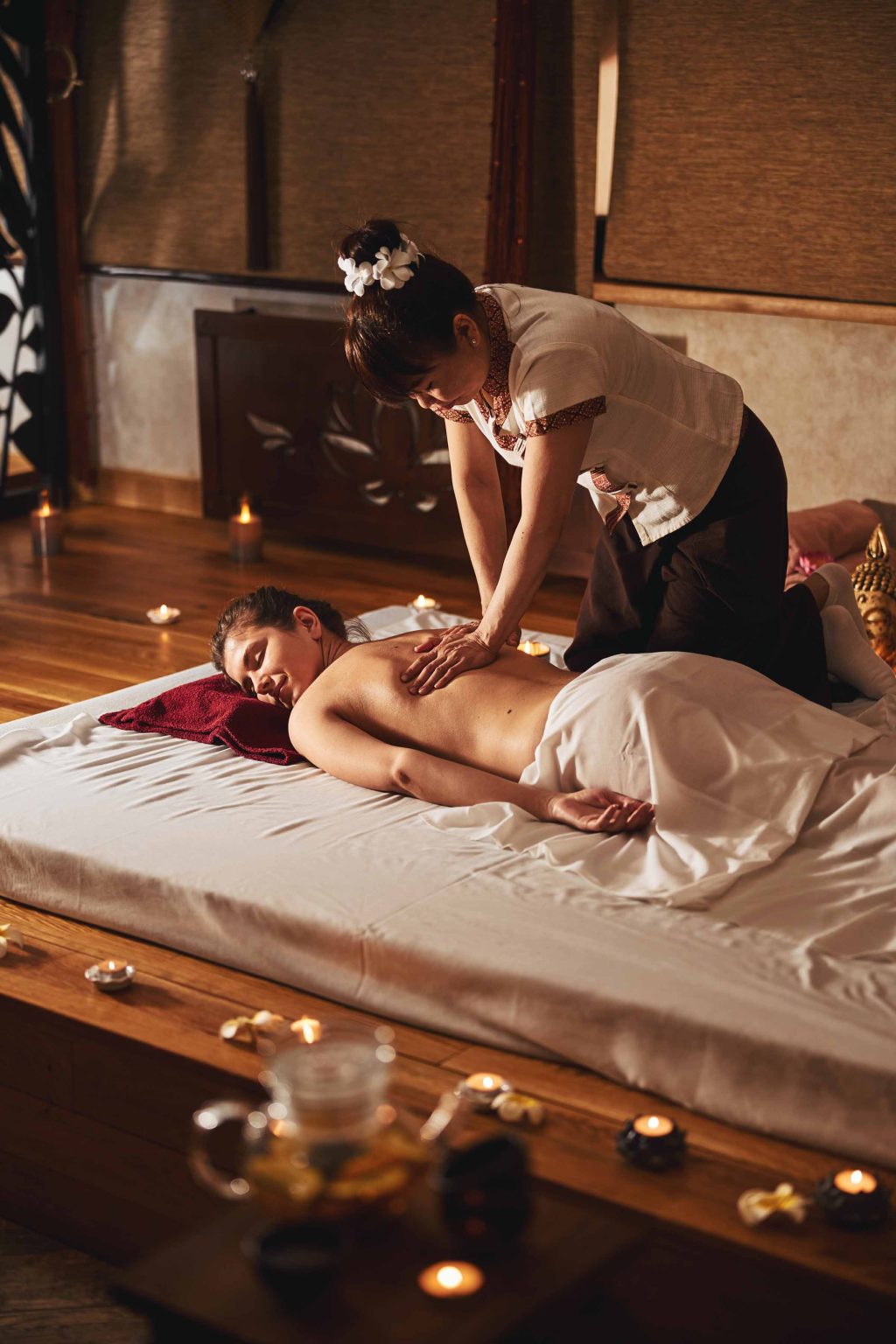 https://bouldernuadthaispa.com/wp-content/uploads/2023/03/Thai-massage-spa-in-Boulder-CO-41-1024x1536.jpg